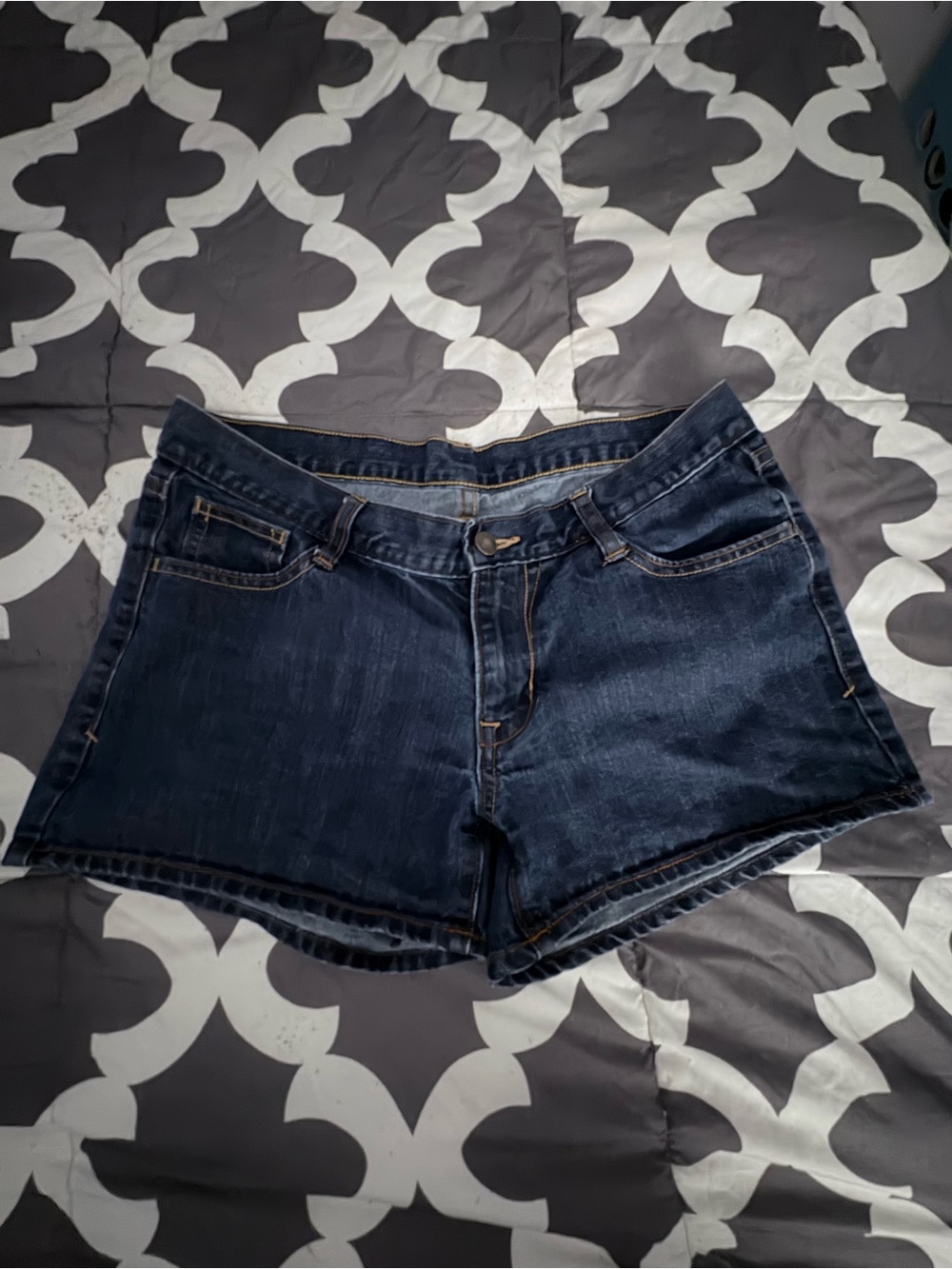 Old Navy Dark Blue Denim Jeans with Contrast Stitching